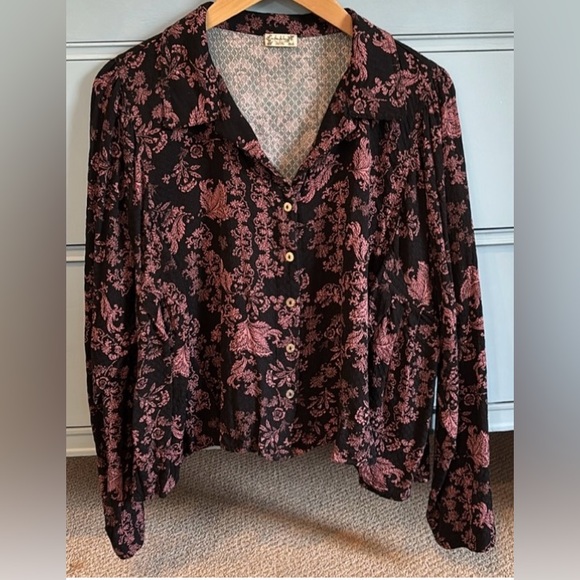 NWT FREE PEOPLE Steady Love Black Pink Top - Picture 2 of 7